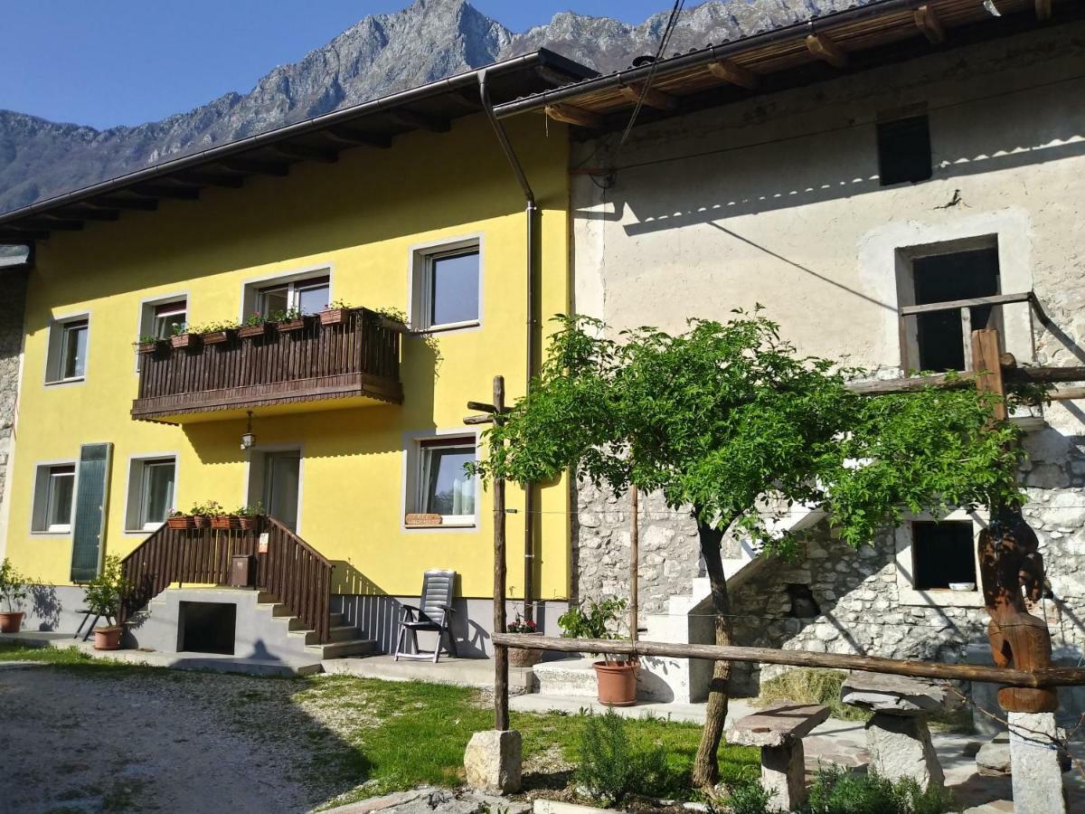 Trnovo Ob Soci Kuhala Appartement Kobarid Buitenkant foto